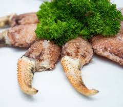 Cangrejo con uña y grasa