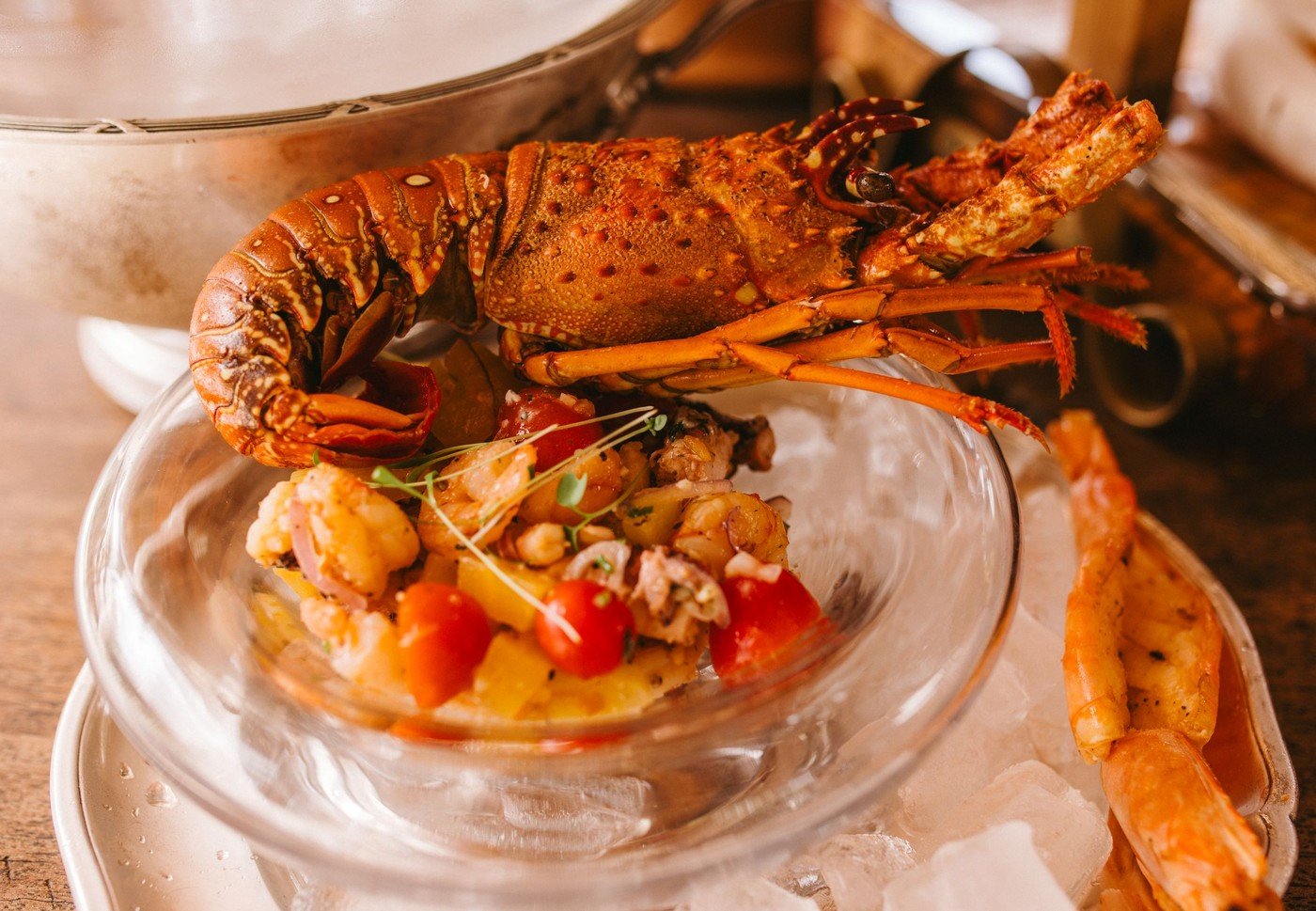 Ceviche de langosta de Galápagos y maracuyá